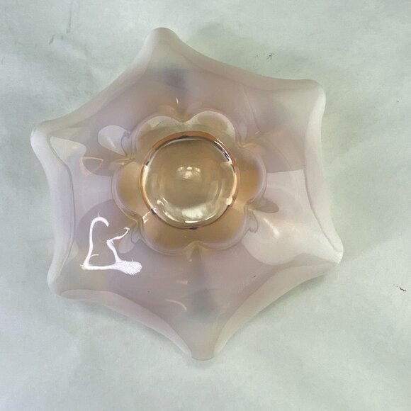 Vintage Duncan Miller Canterbury Pink Opalescent Glass Bowl - Picture 6 of 10